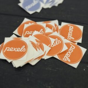 Kiiltävät käyntikortit